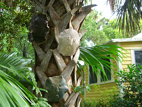 Masks on Tree Picture