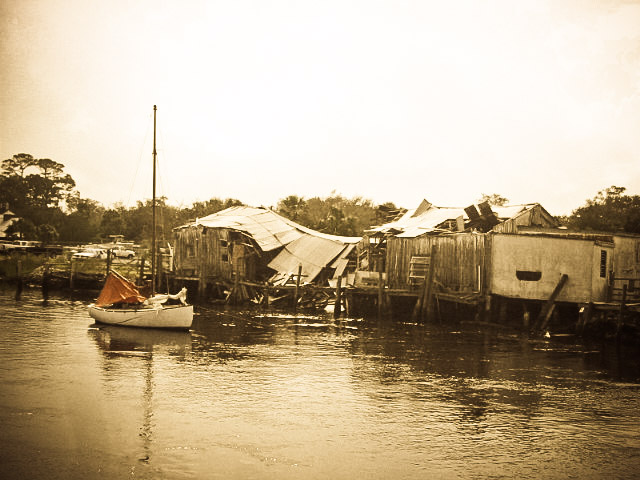 Picture of collapsed San Sebastian River building in Saint Augustine Florida